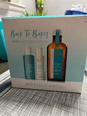 Moroccanoil Volume Set–3 pieces hair oil 3.4 oz. Shampoo and conditioner 2.4 oz.